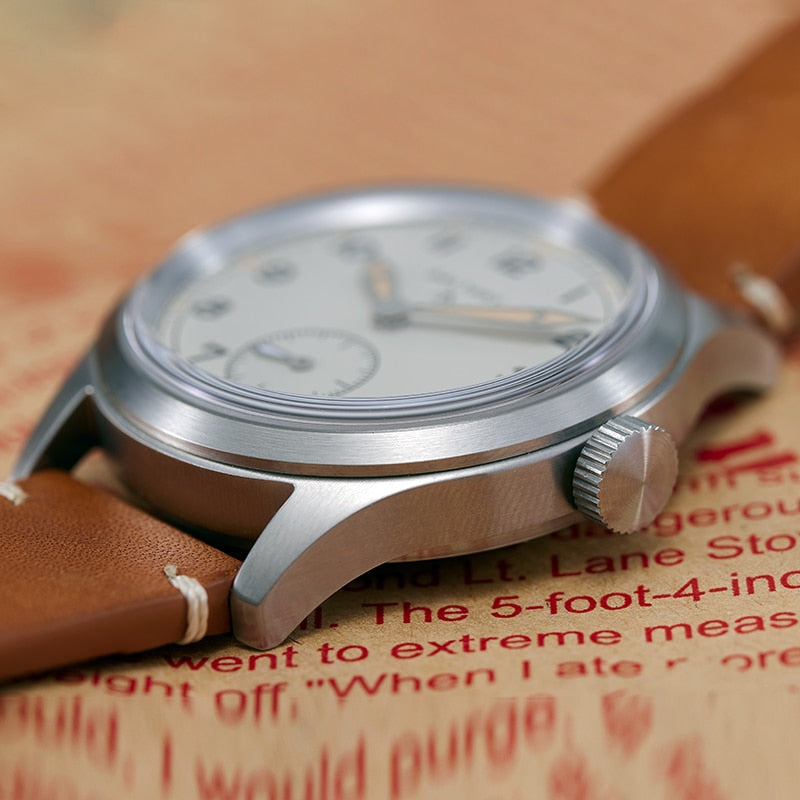 The D12 Minitary Watch Vintage Stainless Steel VD78 Quartz Movement 200M Waterproof Sub-second Field Watch
