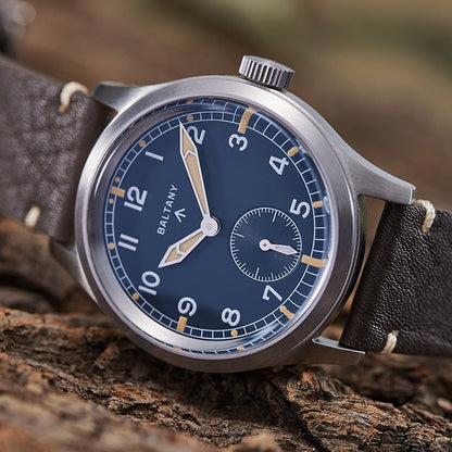 The D12 Minitary Watch Vintage Stainless Steel VD78 Quartz Movement 200M Waterproof Sub-second Field Watch